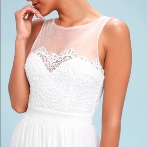 Lulus White Lace Maxi Formal Gown NWT